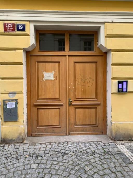 براغ Helen Homestay Vysehrad المظهر الخارجي الصورة