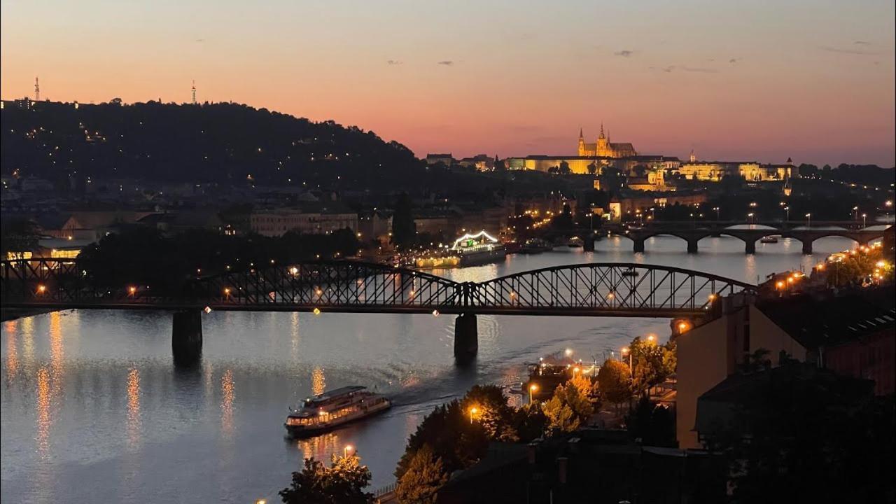 براغ Helen Homestay Vysehrad المظهر الخارجي الصورة