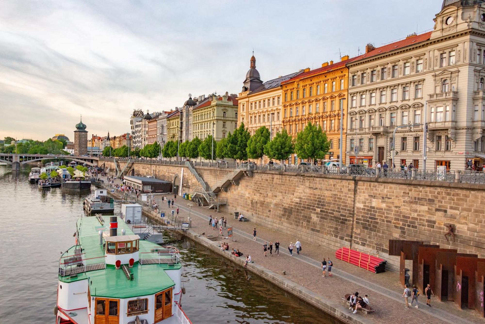 براغ Helen Homestay Vysehrad المظهر الخارجي الصورة